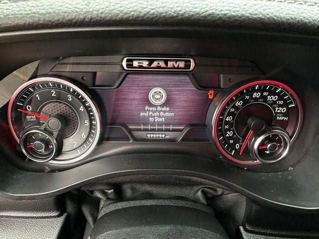 2021 RAM 1500 Laramie Crew Cab 4x4 5'7' Box