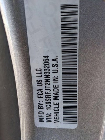 2022 RAM 1500 Laramie Crew Cab 4x4 5'7' Box