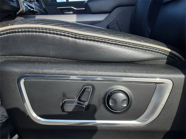 2024 RAM 1500 Laramie Crew Cab 4x4 5'7' Box