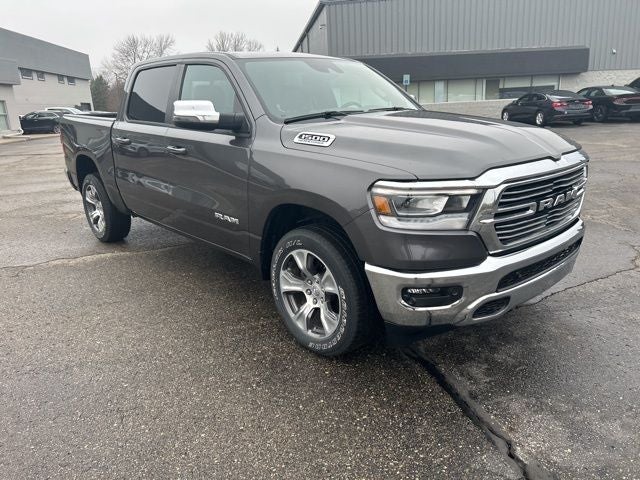 2023 RAM 1500 Laramie Crew Cab 4x4 5'7' Box