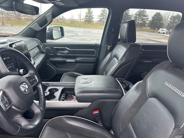 2023 RAM 1500 Laramie Crew Cab 4x4 5'7' Box
