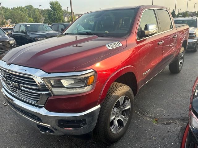 2020 RAM 1500 Laramie Crew Cab 4x4 5'7' Box