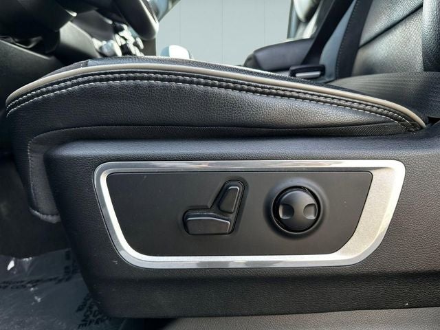 2024 RAM 1500 Laramie Crew Cab 4x4 5'7' Box