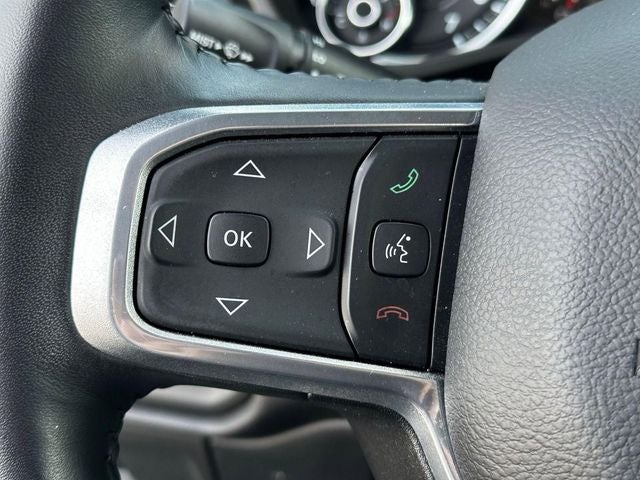 2024 RAM 1500 Laramie Crew Cab 4x4 5'7' Box