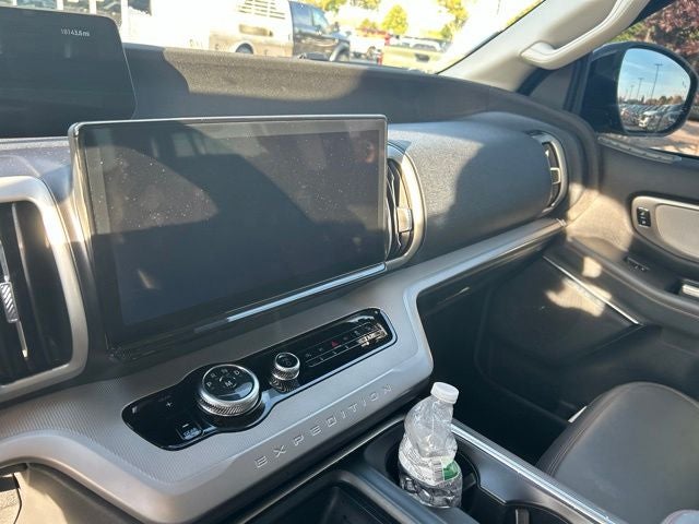 2025 Ford Expedition Active MAX
