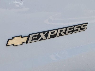 2025 Chevrolet Express Passenger RWD 3500 Extended Wheelbase LT