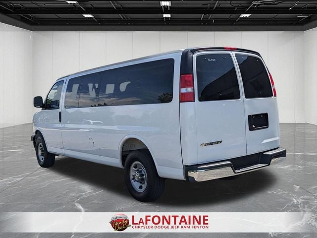 2025 Chevrolet Express Passenger RWD 3500 Extended Wheelbase LT