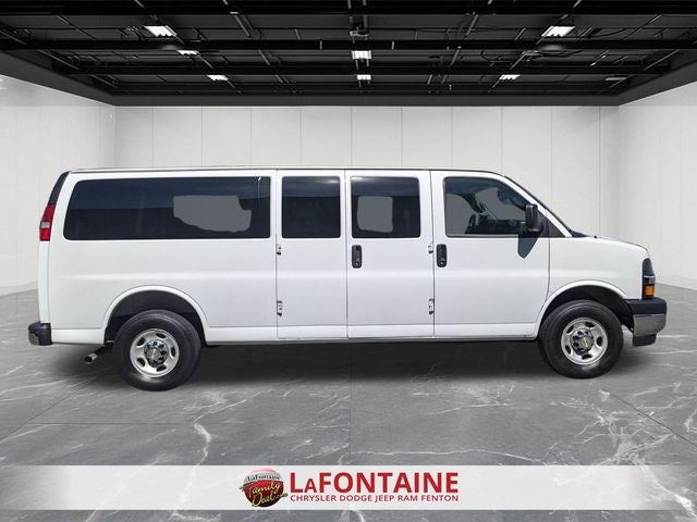 2025 Chevrolet Express Passenger RWD 3500 Extended Wheelbase LT