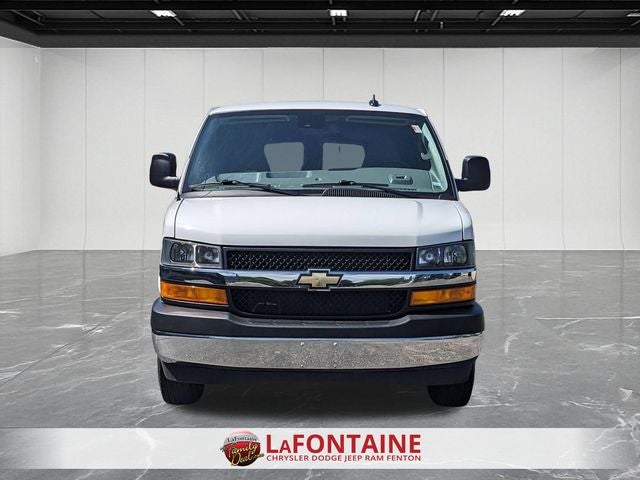 2025 Chevrolet Express Passenger RWD 3500 Extended Wheelbase LT