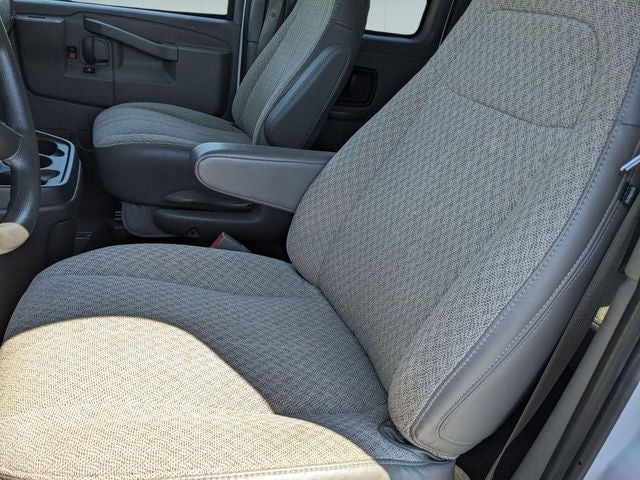 2025 Chevrolet Express Passenger RWD 3500 Extended Wheelbase LT