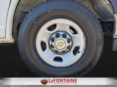 2025 Chevrolet Express Passenger RWD 3500 Extended Wheelbase LT