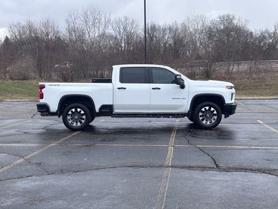 2021 Chevrolet Silverado 2500HD 4WD Crew Cab Standard Bed Custom