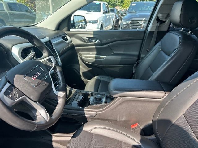 2022 GMC Acadia AWD SLT
