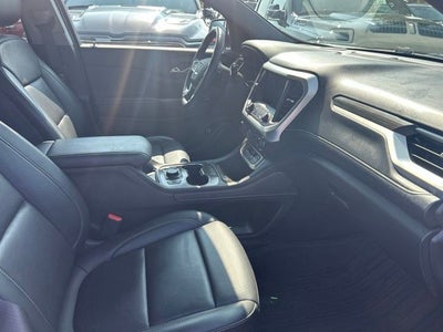 2022 GMC Acadia AWD SLT