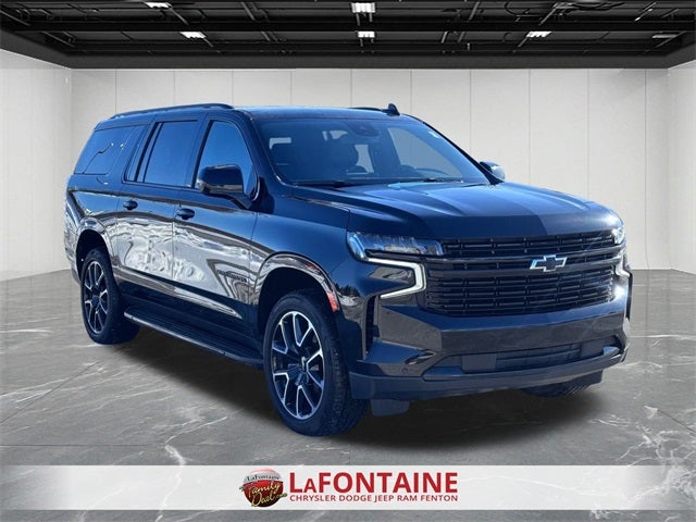 2023 Chevrolet Suburban 4WD RST