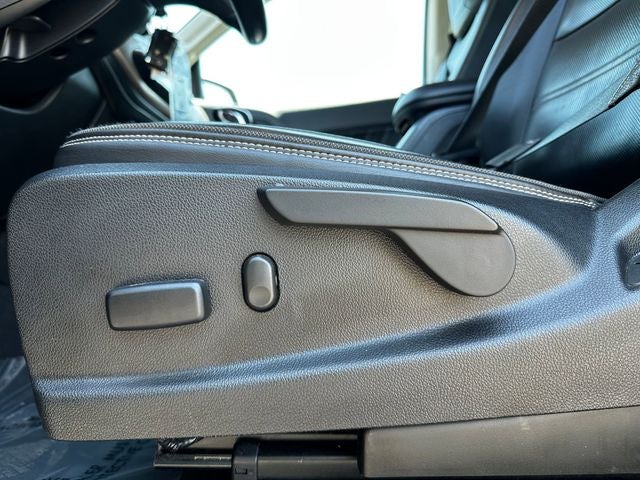 2022 GMC Canyon 4WD Crew Cab Short Box Denali