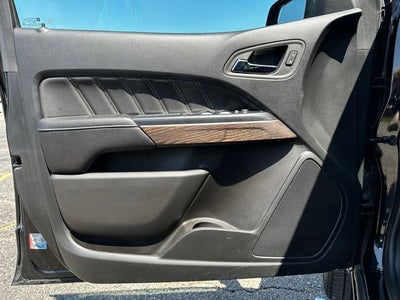 2022 GMC Canyon 4WD Crew Cab Short Box Denali