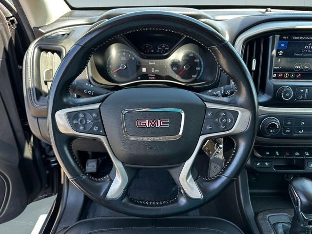 2022 GMC Canyon 4WD Crew Cab Short Box Denali