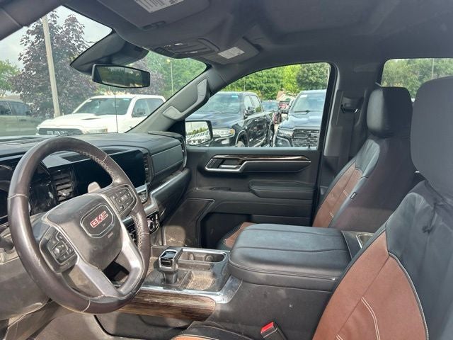 2023 GMC Sierra 1500 4WD Crew Cab Short Box Elevation with 3SB