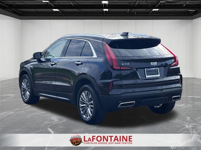 2025 Cadillac XT4 Premium Luxury