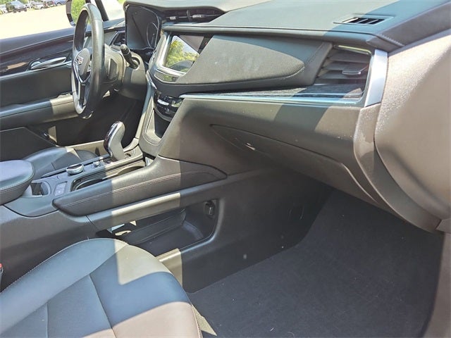 2022 Cadillac XT5 FWD Premium Luxury