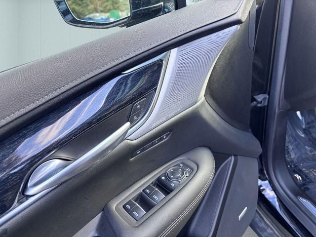 2023 Cadillac XT5 AWD Premium Luxury