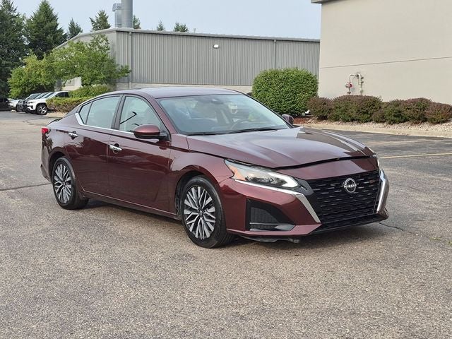 2023 Nissan Altima SV FWD
