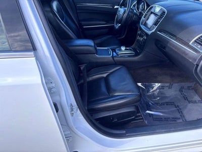 2019 Chrysler 300 Touring L AWD