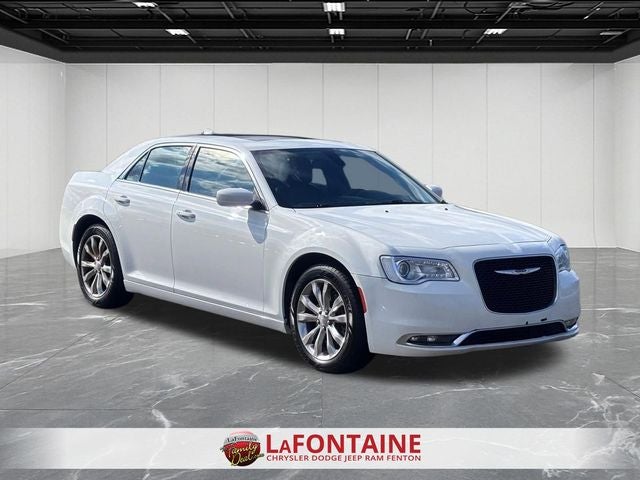2019 Chrysler 300 Touring L AWD