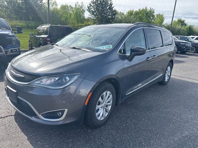 2017 Chrysler Pacifica Touring L