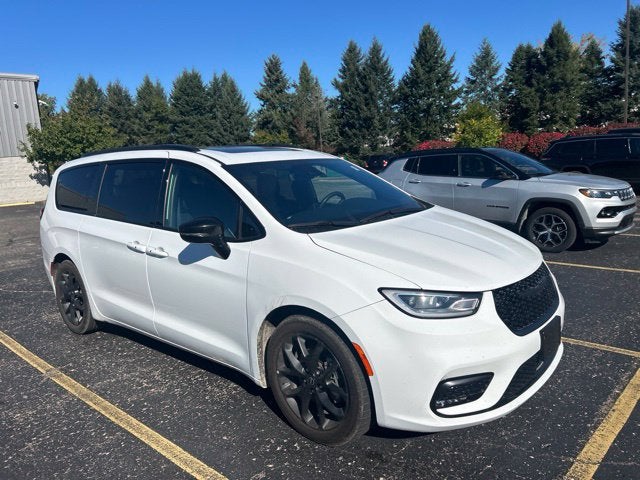 2025 Chrysler Pacifica Limited