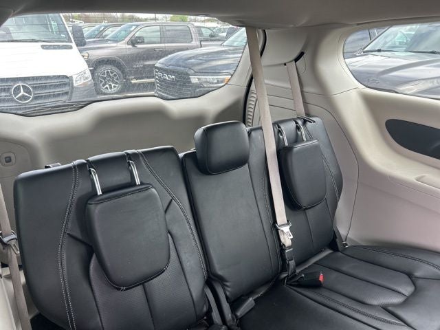 2024 Chrysler Pacifica Hybrid Select