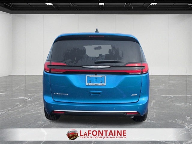 2026 Chrysler Pacifica PACIFICA SELECT AWD
