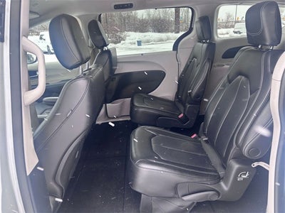 2023 Chrysler Pacifica Touring L AWD