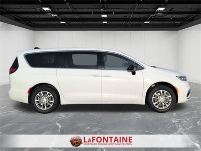 2026 Chrysler Pacifica PACIFICA SELECT AWD