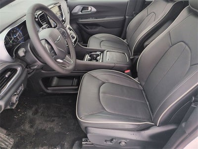 2026 Chrysler Pacifica PACIFICA LIMITED AWD