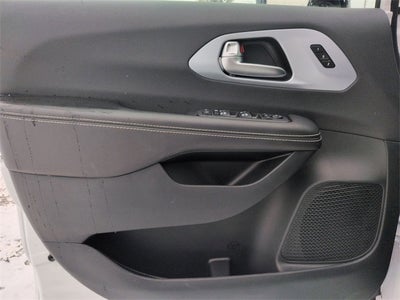 2026 Chrysler Pacifica PACIFICA LIMITED AWD