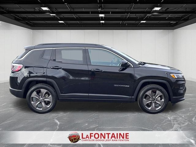 2022 Jeep Compass Latitude Lux 4x4