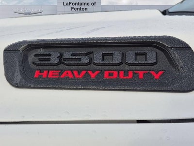 2027 RAM Ram 3500 RAM 3500 TRADESMAN CREW CAB 4X4 8' BOX