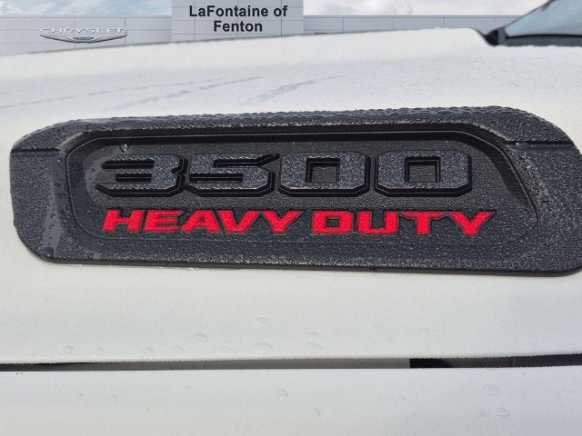2027 RAM Ram 3500 RAM 3500 TRADESMAN CREW CAB 4X4 8' BOX