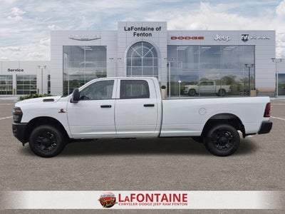 2027 RAM Ram 3500 RAM 3500 TRADESMAN CREW CAB 4X4 8' BOX