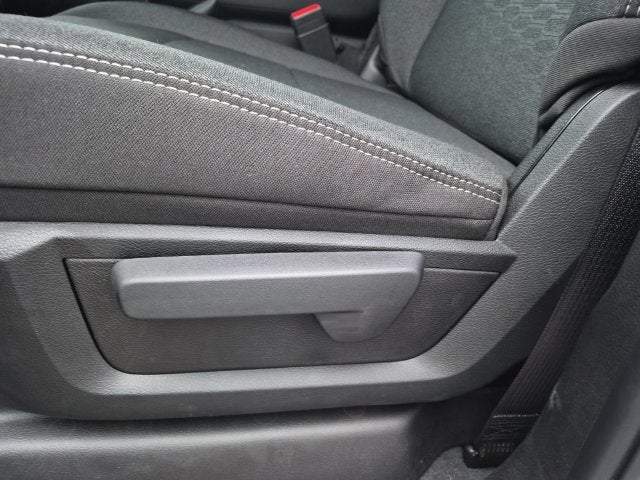 2027 RAM Ram 3500 RAM 3500 TRADESMAN CREW CAB 4X4 8' BOX