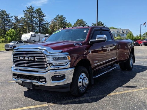 2020 RAM 3500 Laramie Crew Cab 4x4 8' Box