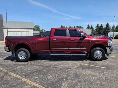 2020 RAM 3500 Laramie Crew Cab 4x4 8' Box