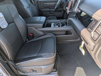 2026 RAM 3500 RAM 3500 LIMITED CREW CAB 4X4 8' BOX