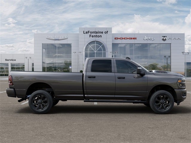 2026 RAM Ram 2500 RAM 2500 BLACK EXPRESS CREW CAB 4X4 8' BOX