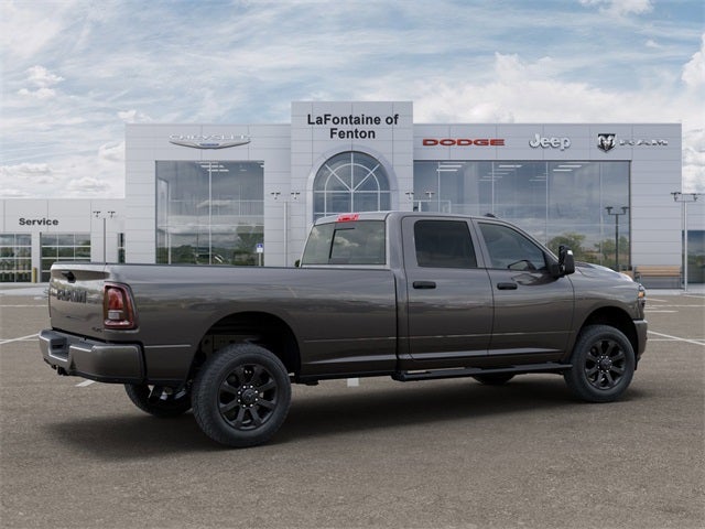 2026 RAM Ram 2500 RAM 2500 BLACK EXPRESS CREW CAB 4X4 8' BOX
