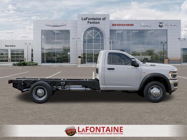 2026 RAM 5500 Chassis Tradesman/Big Horn