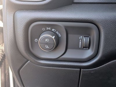 2026 RAM Ram 5500 Chassis Cab RAM 5500 TRADESMAN CHASSIS REGULAR CAB 4X4 84' CA
