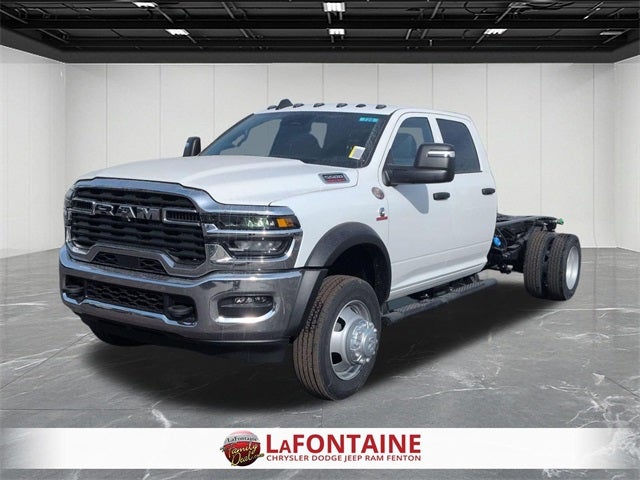 2026 RAM Ram 5500 Chassis Cab RAM 5500 TRADESMAN CHASSIS CREW CAB 4X4 84' CA